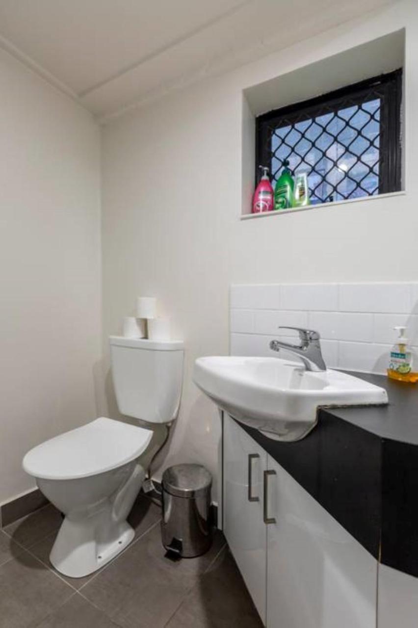 Readyset Apartments On Anthony 멜번 외부 사진