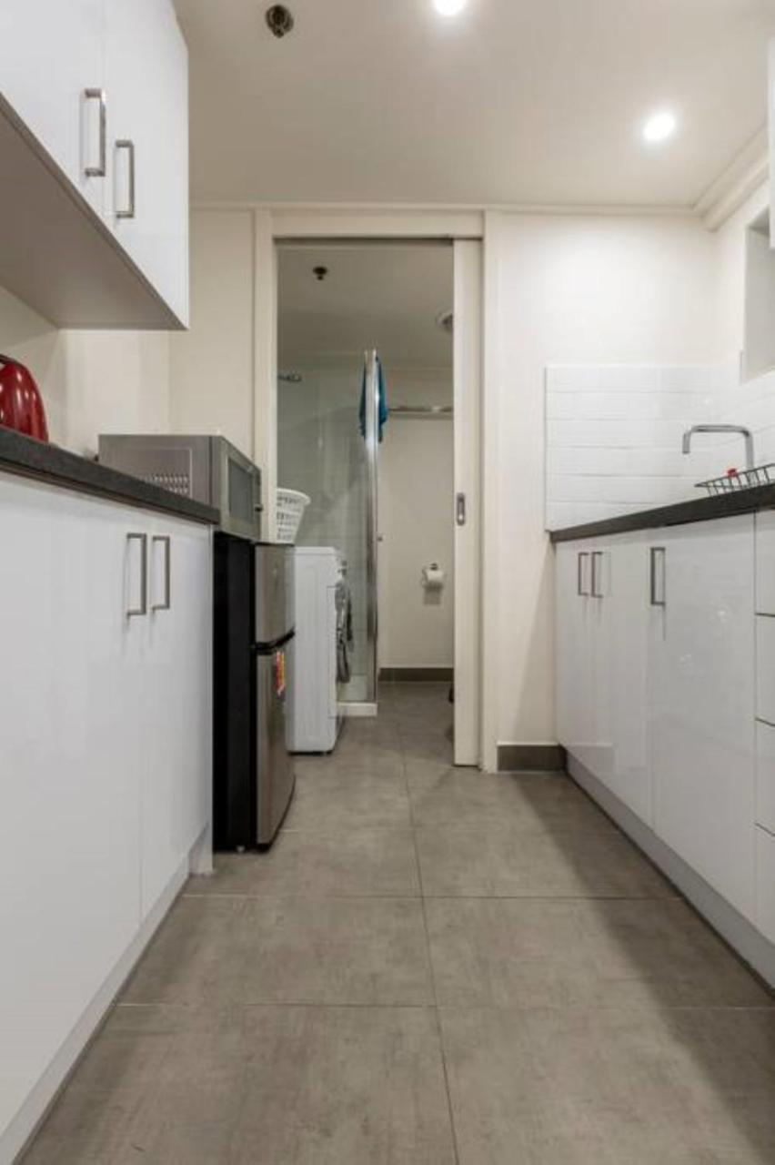 Readyset Apartments On Anthony 멜번 외부 사진